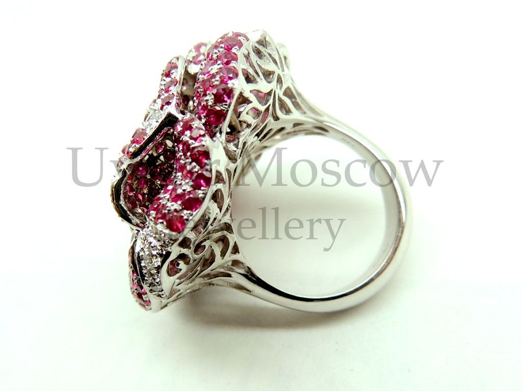 Кольцо «Роза» из белого золота с рубинами и бриллиантами