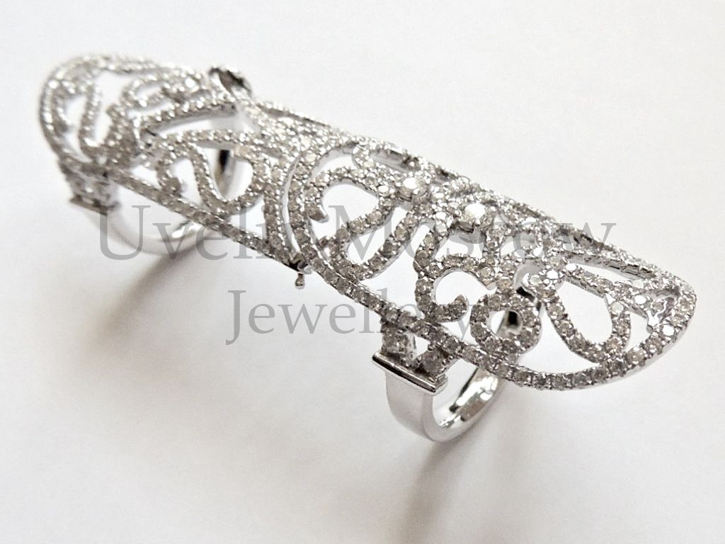 Кружевное кольцо из белого золота с бриллиантами