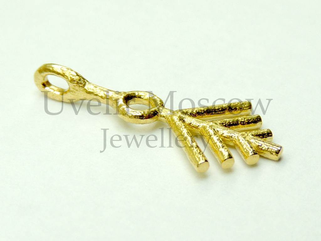 Кулон из желтого золота - древний друидский символ