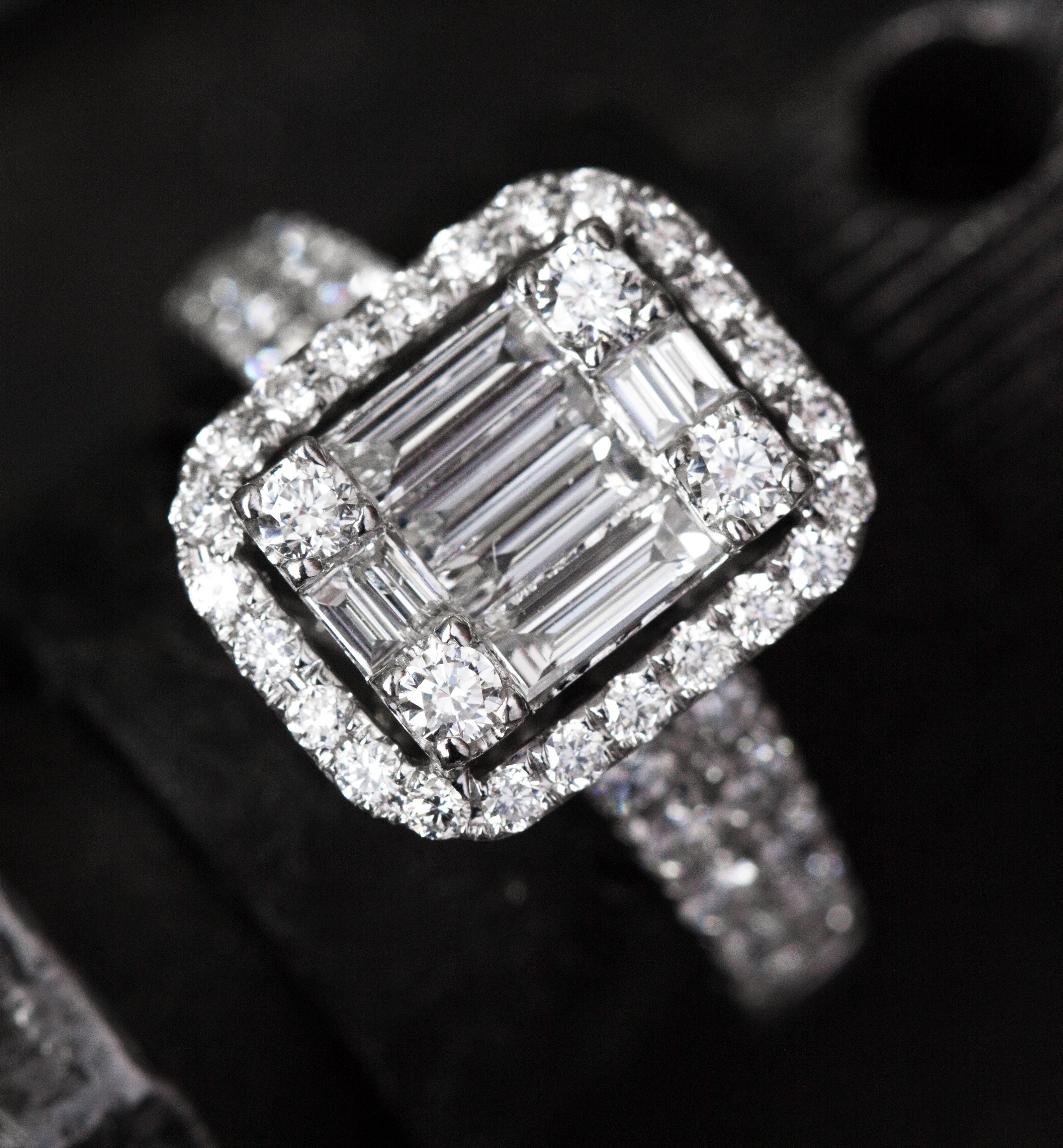 Кольцо с бриллиантами в стиле Ар-деко