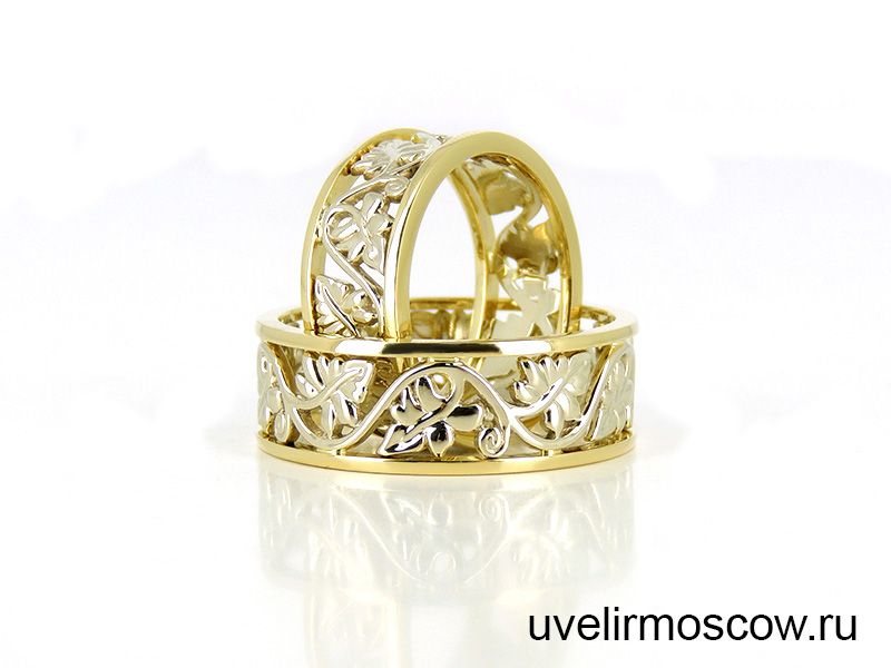 Обручальные кольца с листьями из комбинированного золота