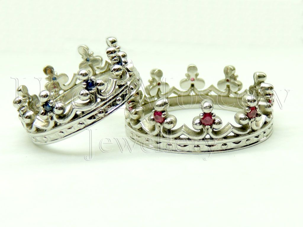 Парные обручальные кольца «Корона» из белого золота