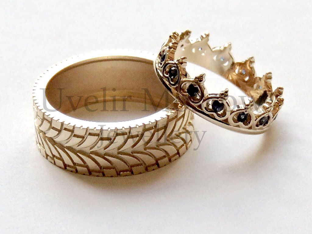 Парные обручальные кольца «Шина + Корона» из красного золота