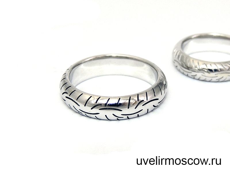 Парные обручальные кольца-шины из белого золота