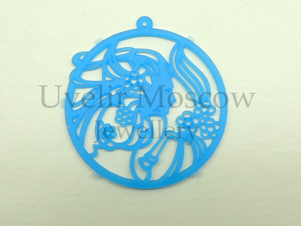 Подвеска «Весна» из желтого золота с драгоценными камнями