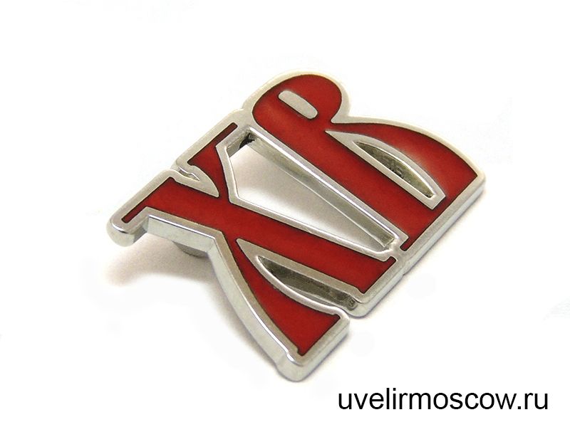 Серебряная подвеска с красной эмалью в виде букв «ХВ»