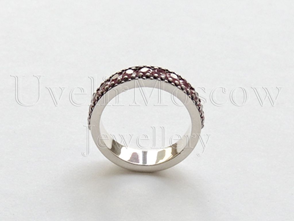 Серебряное кольцо с рубинами