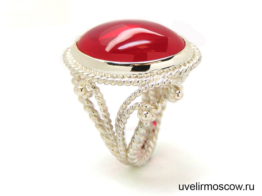 Серебряное кольцо с рубином на заказ