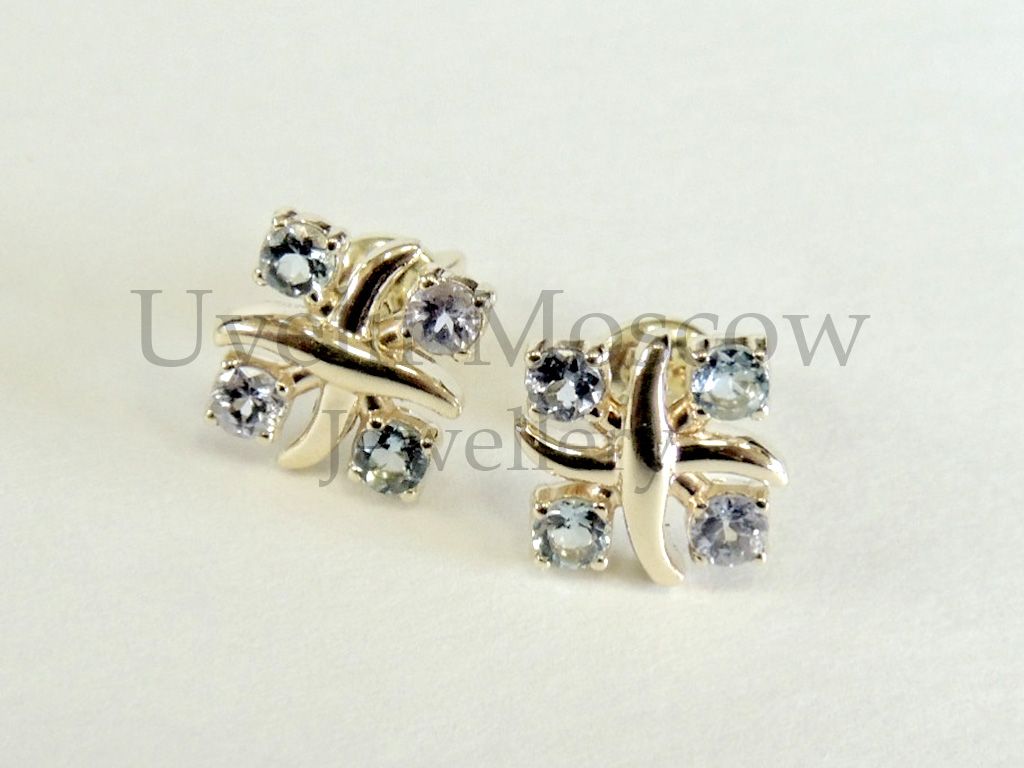 Серьги-пуссеты из желтого золота с аквамарином